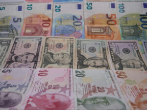 fea26cee8d5ffb553da6da8c4d5a1f4b.jpg